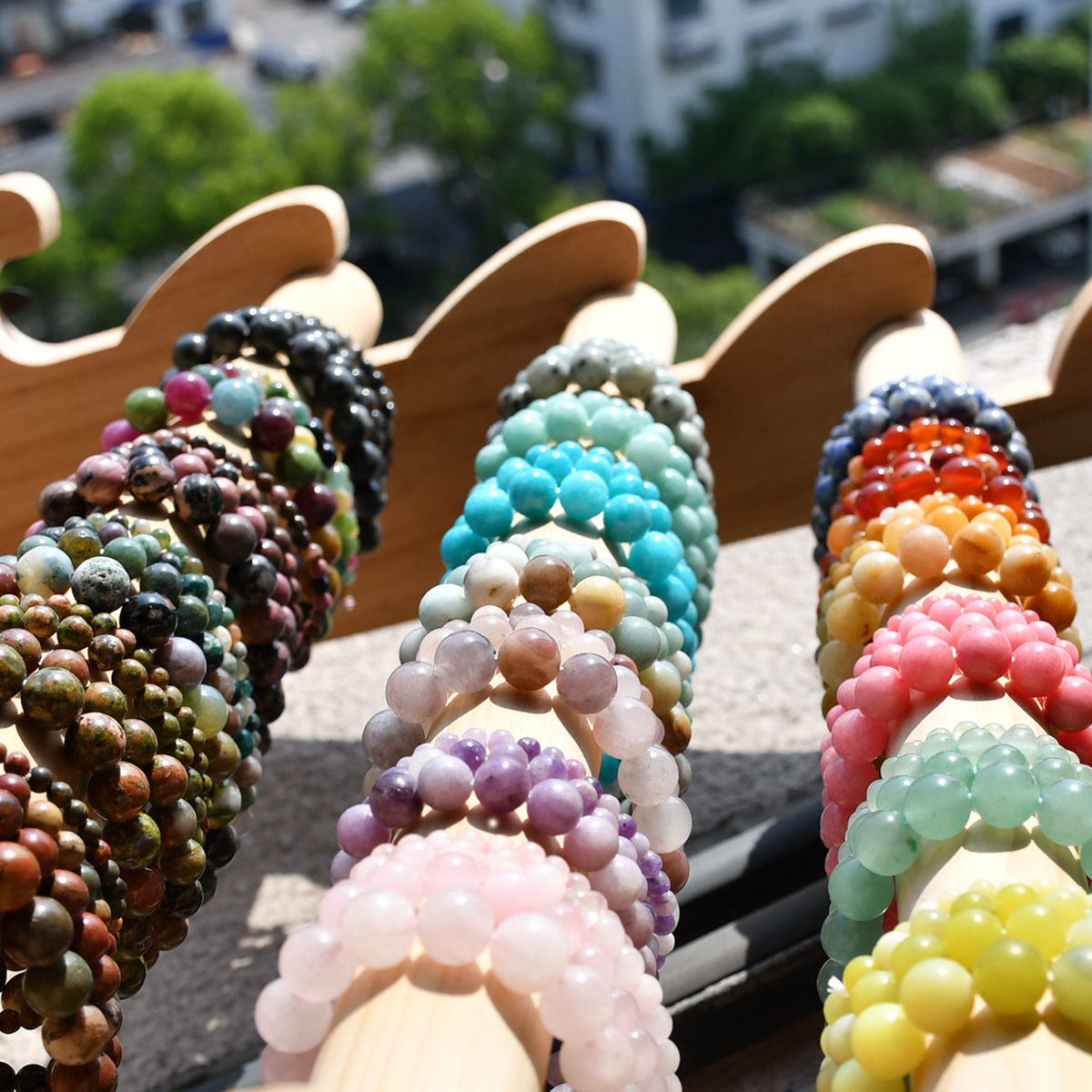 Women's Gender Elegant Geometric Solid Color Natural Stone Bracelets In Bulk