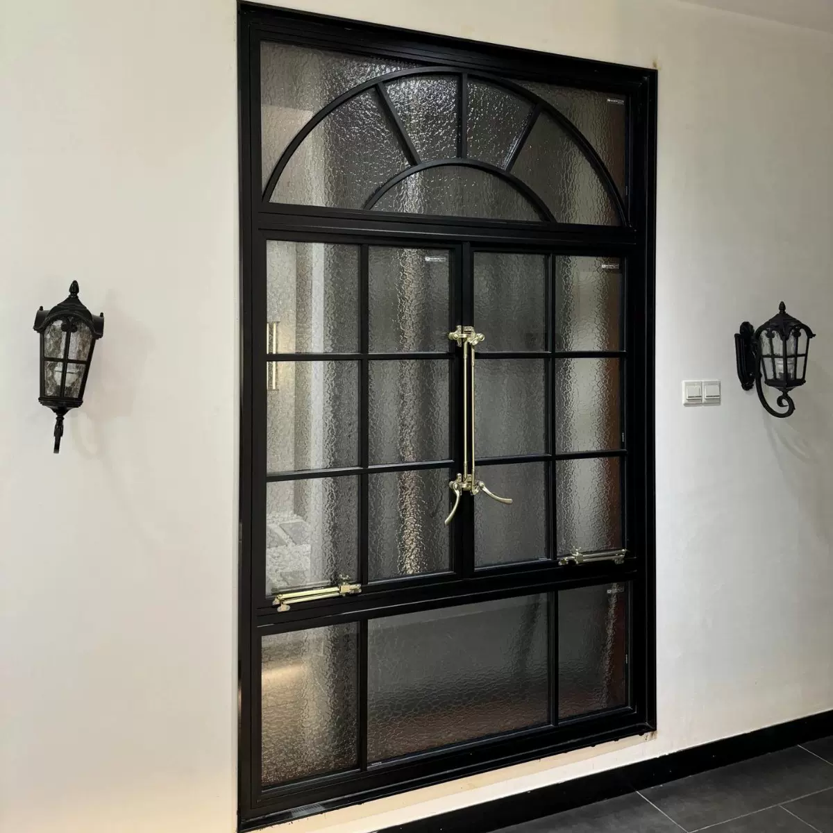 定制法式复古窗圆弧玻璃隔断别墅隔断拱形平开窗中古风断桥铝合金