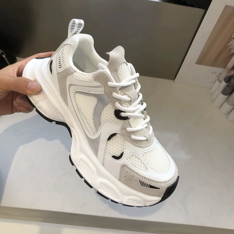 Лёгкие нескользящие дышащие кроссовки на толстой подошве для женщин, весна-осень 2025 года, спортивно-повседневный дизайн в стиле «dad shoes»