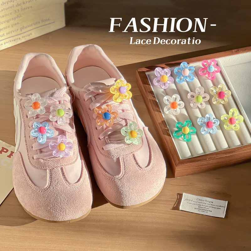 Sweet Style Irregular Flower Shoelace Buckle with a High-End Feel, Crystal Flower Shoe Decoration for Dad Shoes
