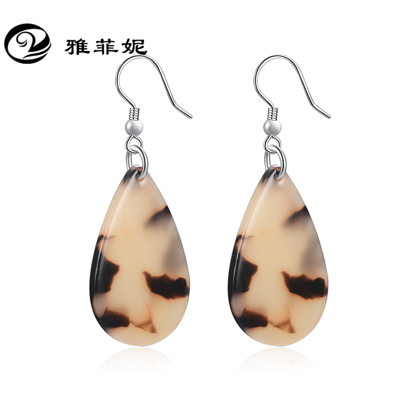 Acrylic genuine fashionable earrings drop-shaped