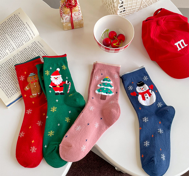Women's Cartoon Style Christmas Tree Santa Claus Snowman Cotton Crew Socks A Pair display picture 1