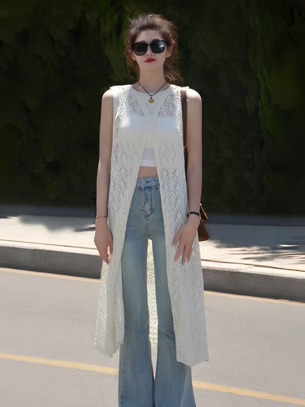 Designed with a Sense of Style, Long Knitted Vest Dress with Slits and Cutouts for Women, Summer 2026, Thin Style, Suitable for Layering over a Blouse Designed with a Sense of Style, Long Knitted Vest Dress with Slits and Cutouts for Women, Summer 2026, Thin Style, Suitable for Layering over a Blouse