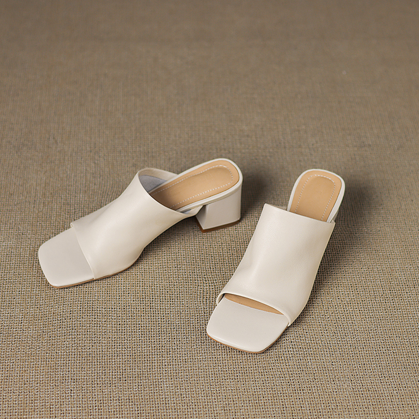 Sandal hở mũi nữ gót thấp quai ngang đế bằng 2,5 cm — Hạnh sắc (cao 2,5 cm) chi tiết 27