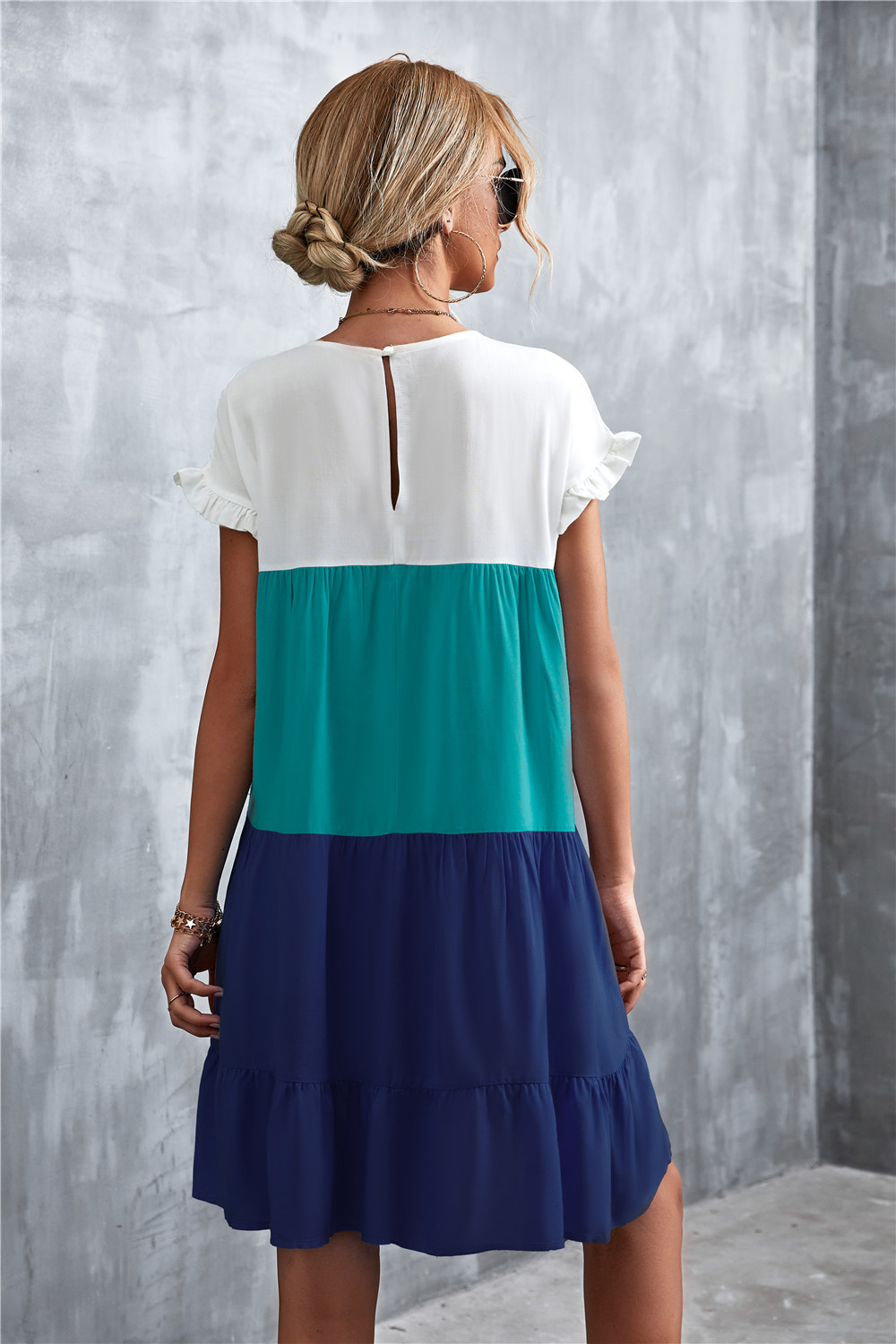 Women's Tiered Skirt Fashion Round Neck Patchwork Ruffles Short Sleeve Color Block Above Knee Daily display picture 13