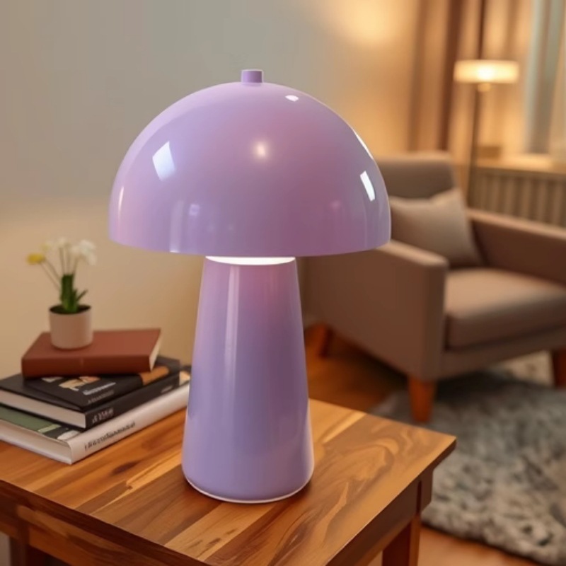 Creativa nórdica Lámpara de mesa de hongos de metal retro de alto valor Lámpara de noche de dormitorio medieval Decoración del hogar Mushroom