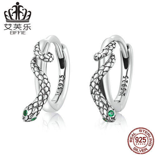 Afler European and American hot selling sterling silver s925 snake earrings simple green zircon line striped earrings