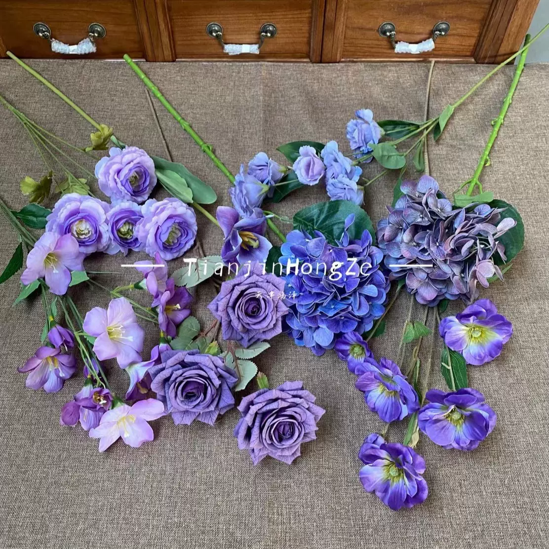 蓝紫色仿真花婚庆仿真紫色婚礼堂假花绢花家居装饰花婚礼拍摄道具