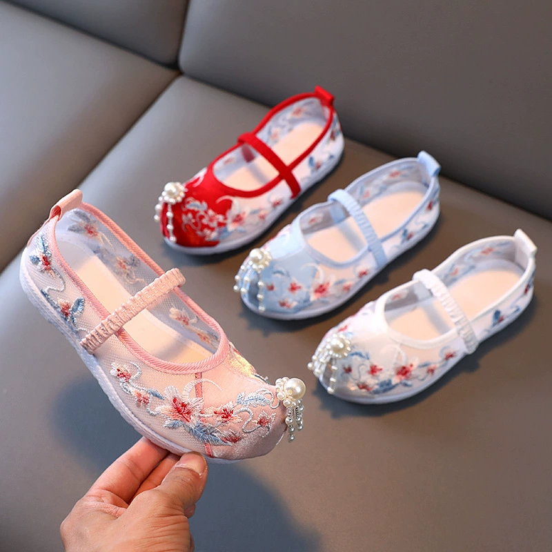 Обувь с вышивкой для девочек, летняя детская обувь ханьфу, 2021, новый стиль, старинные модельные сандалии, старая Пекинская Тканевая обувь, сетчатая танцевальная обувь