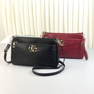 Trend shoulder bag with zipper