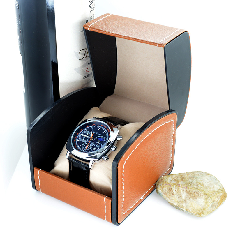 2023 neue heiße verkaufende Uhr Sonne, Mond, Sterne, Mondphasenuhr Herrenmode Gürtel Quarzuhr Business Fashion Herrenuhr_voghion.com