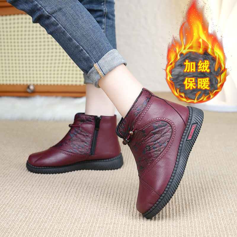 Comercio exterior madre botas cortas calentadas y terciopelo plano zapatos de cuero antideslizantes mujeres botas de invierno terciopelo zapatos de algodón de ancianos