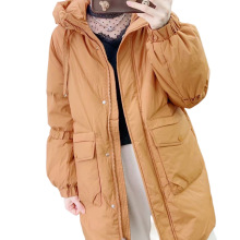 2025年冬季品牌专柜新款时尚连帽纯色显年轻泡泡袖加厚羽绒服011