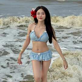 纯欲少女条纹花边蓬蓬裙比基尼女高颜值2026新款温泉沙滩度假泳装