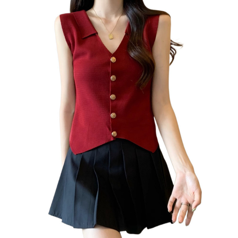 Retro red knitted summer sweater