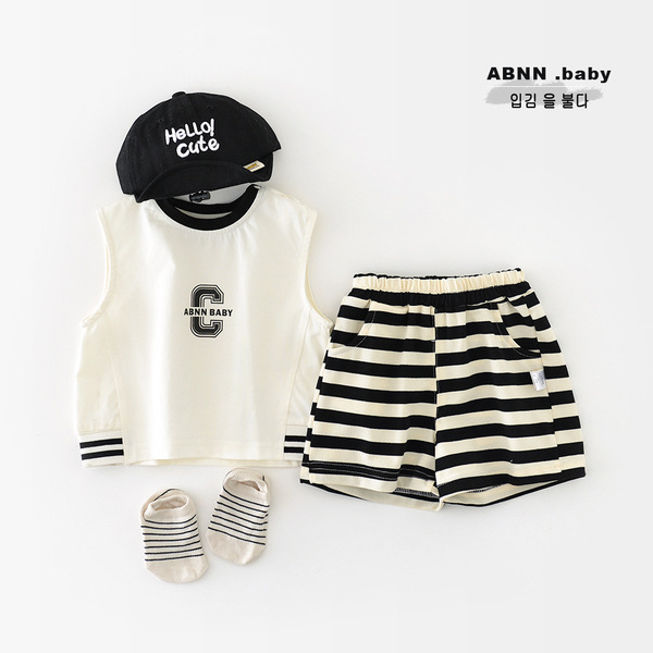 Tank top with letters