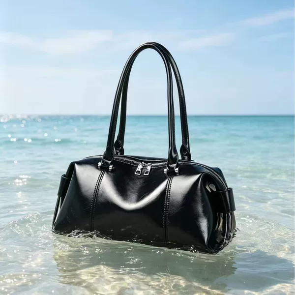 Minimalist Style Shiny Leather Pillow Bag for Women, Large Capacity Handbag, 2026 Summer New Fashion Versatile Commuter Shoulder Bag