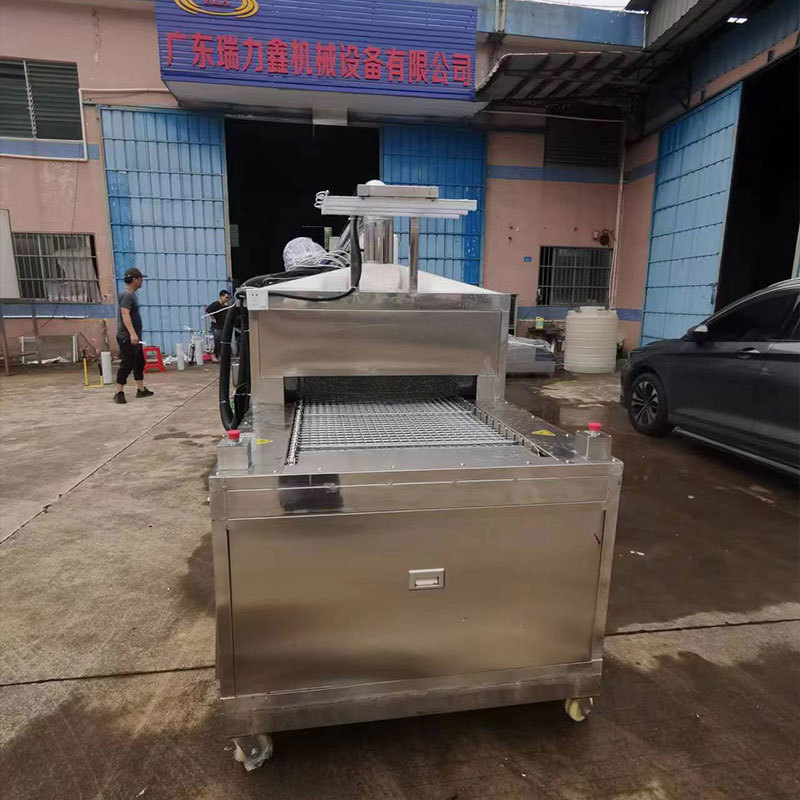 Mesh belt through stainless steel hardware parts degreasing and dewaxing surface cutting residue cleaning dryer