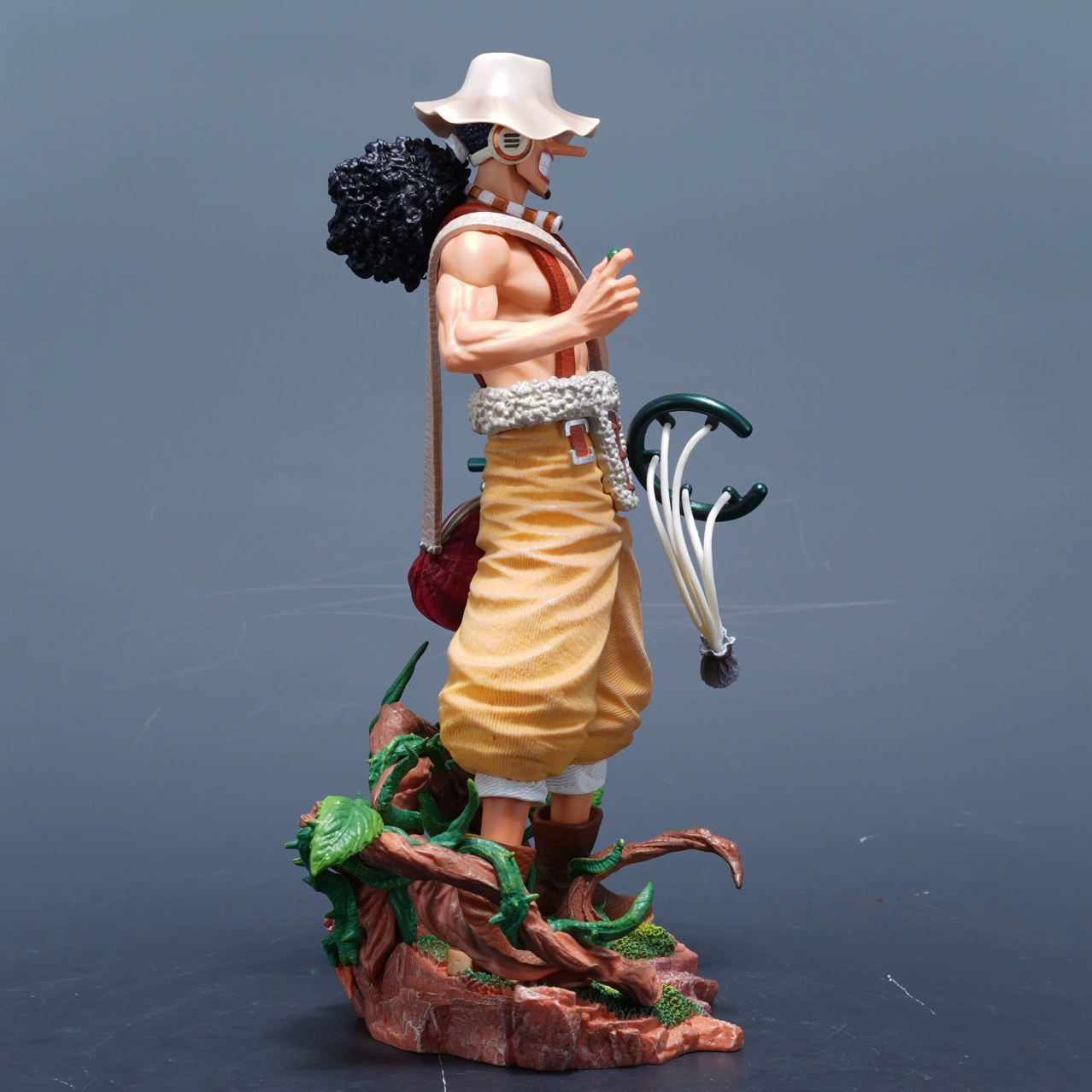 Фигура-орнамент One Piece LX Straw Hat Resonance King of Souls Usopp в коробке