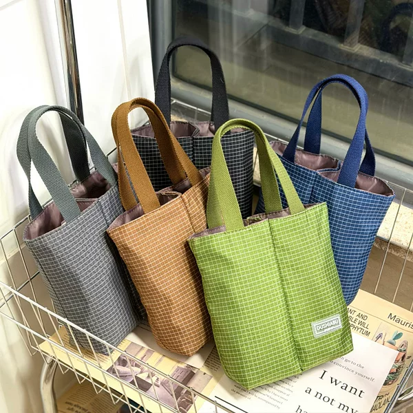 New Korean-style small checkered double-cup sleeve, tote bag for water bottles, baby bottles, insulated food containers, umbrella, milk tea, coffee, and phone