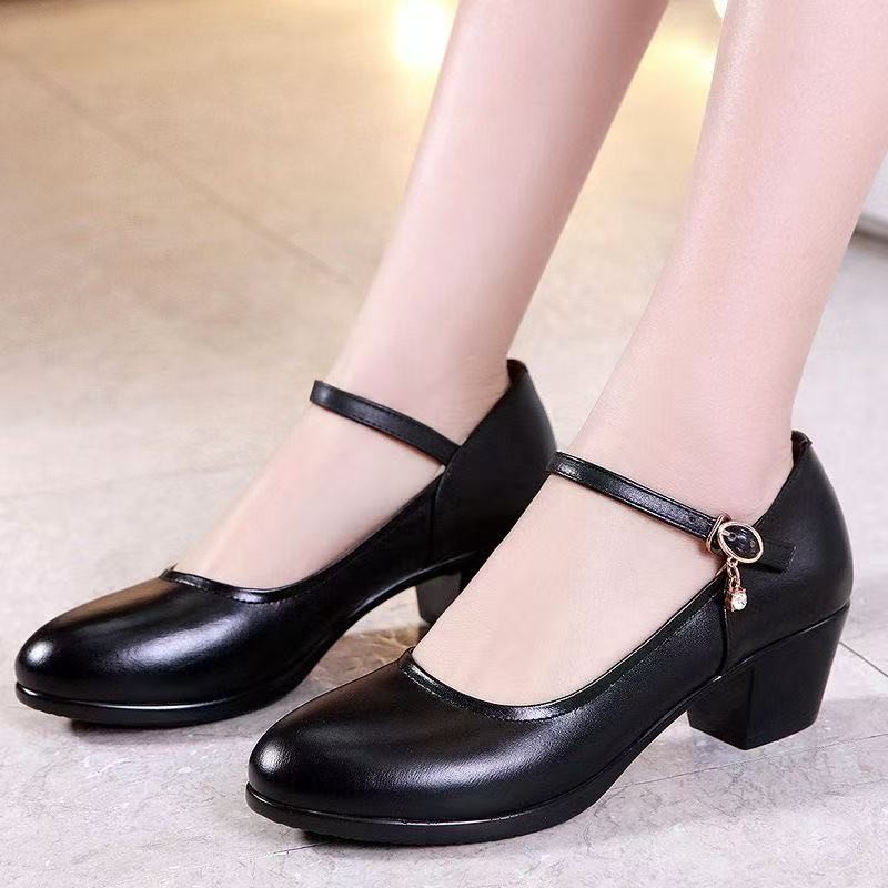 2026 zapatos de verano poco profundos zapatos de cuero de madres zapatos de trabajo negros zapatos de mujer