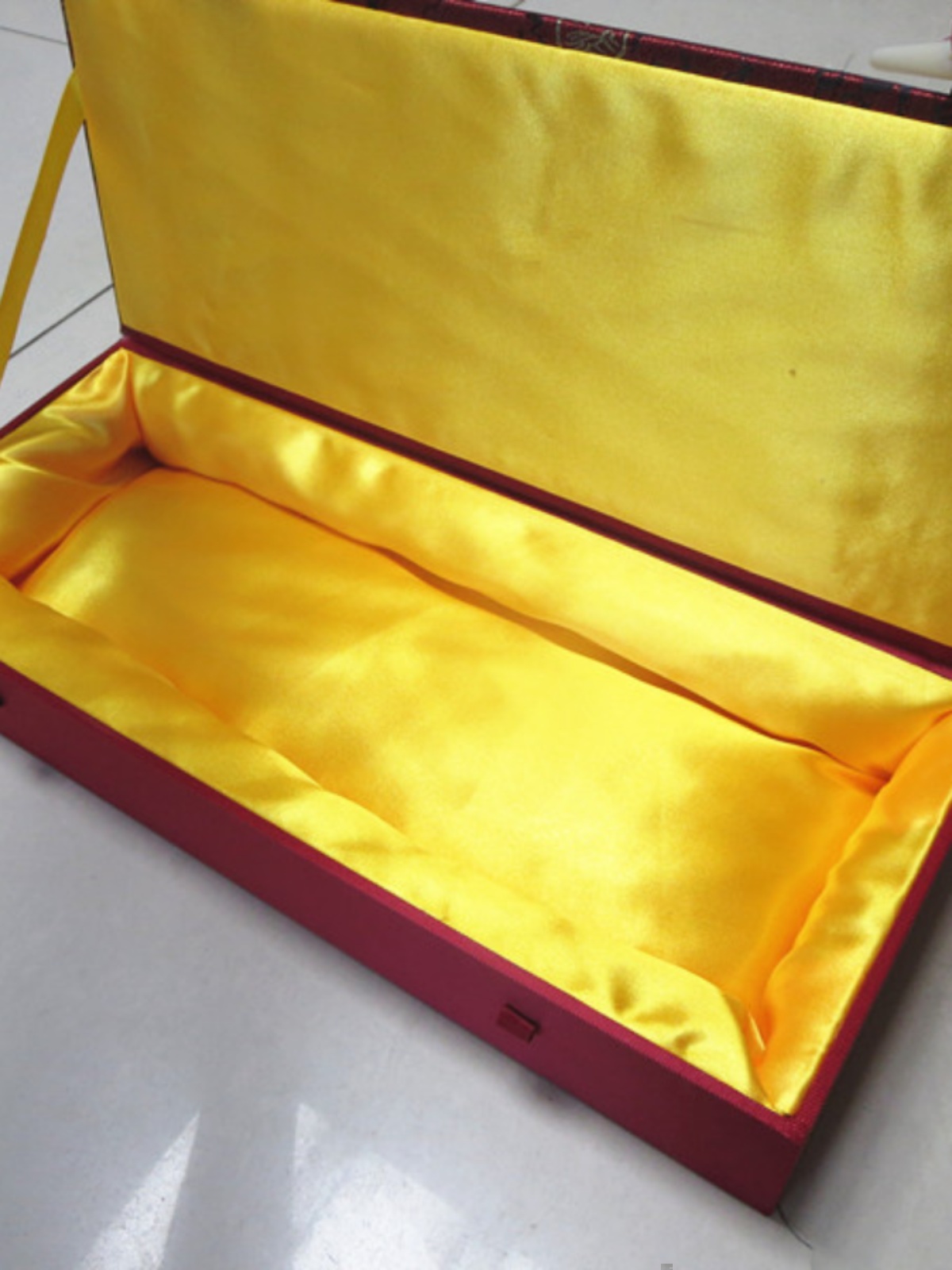 Caja de brocado doble caja de palillos caja de ventilador carro colgar marcos de fotos libros de talla de madera ornamentos artesanía caja de regalo