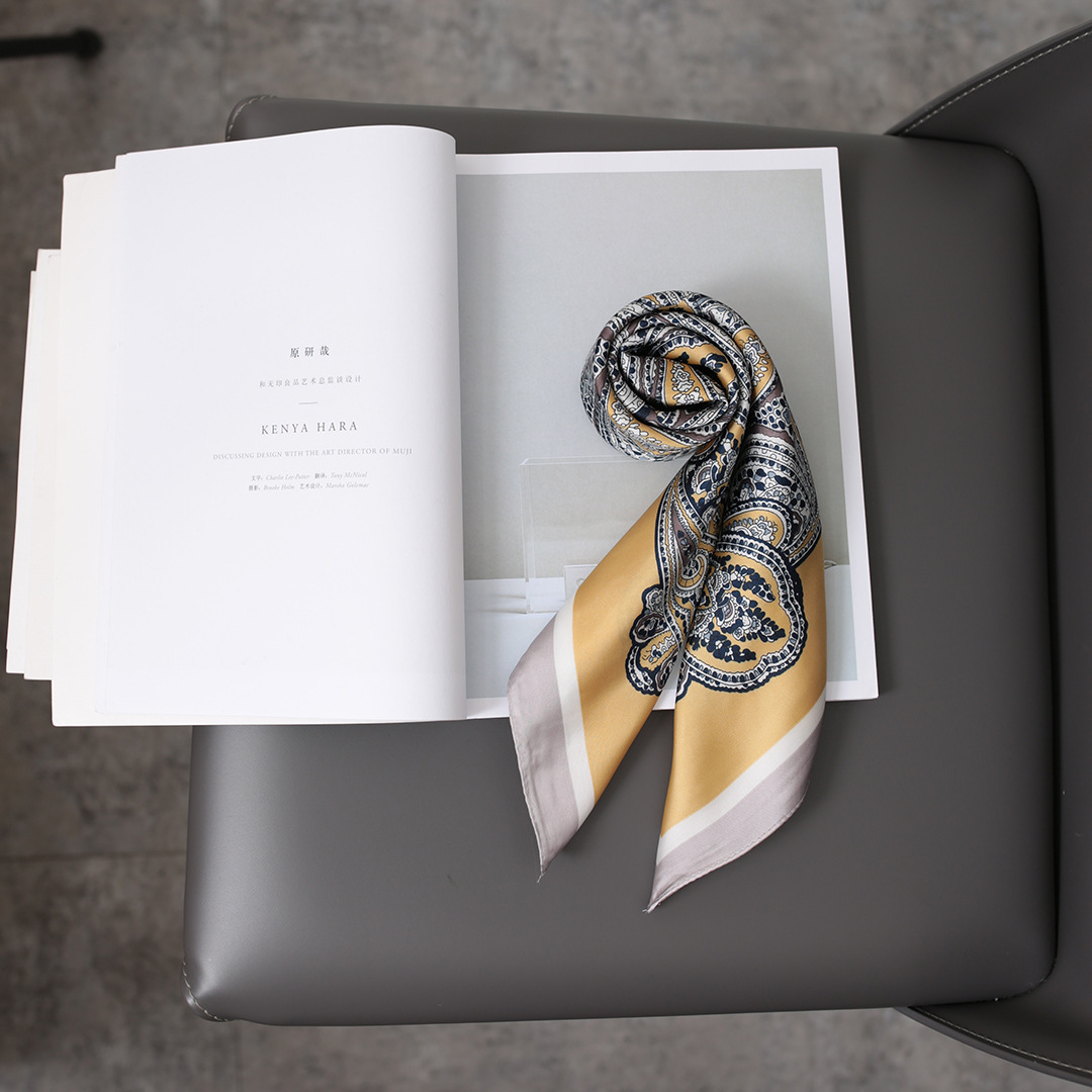 Naikan Classic~Fiore di anacardo quadrato piccolo in seta da donna, protezione per il collo primaverile e autunnale con camicia, abito, sottile_voghion.com