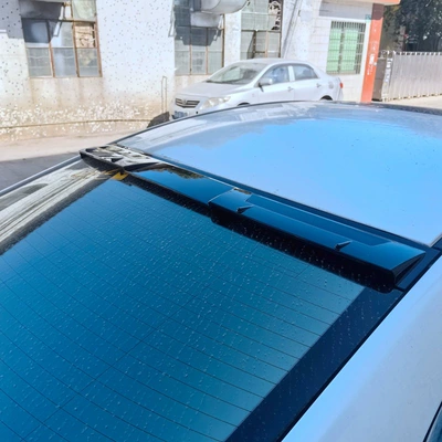 Mazda 3 Next Generation – Fixed wind wing