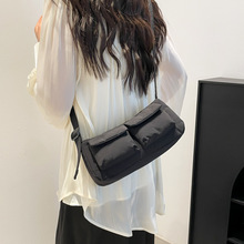 �n��ins�LС���μ�Ů��2026�¿�����ͨ��б����W�t�ٴ�Ҹ�°�Ů