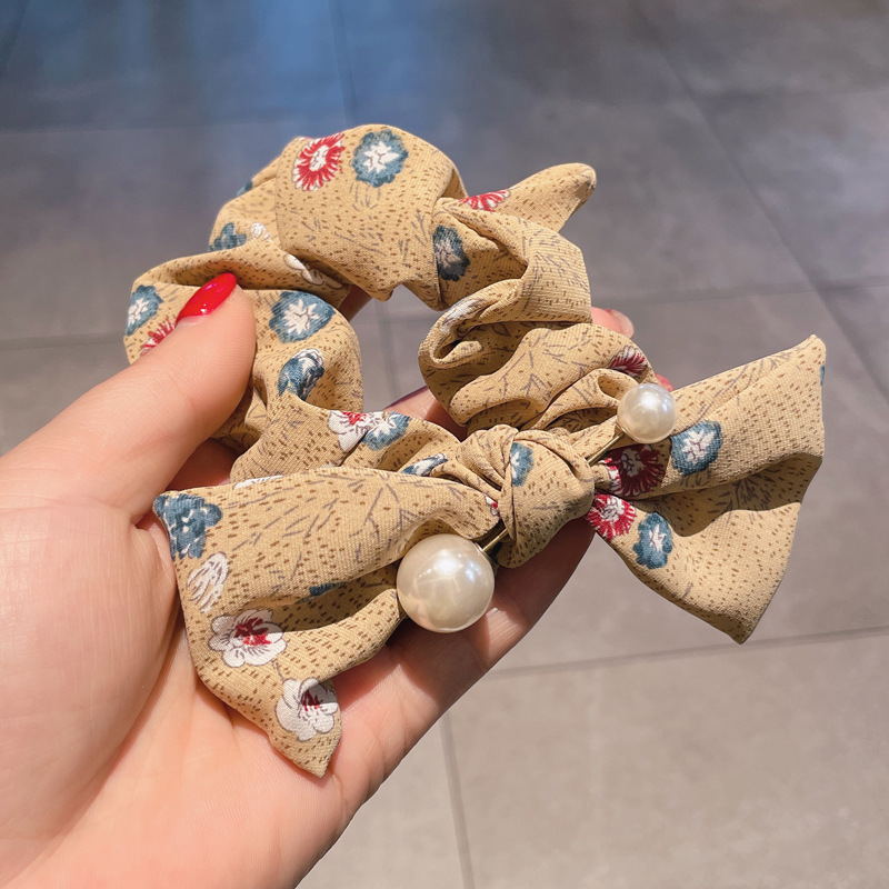 Резинка для волос с бантом 385 Pearl — землистый желтый