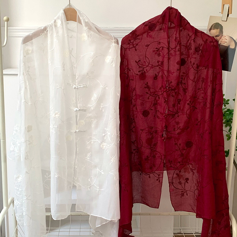 Bordado de alta costura verano nuevo estilo estilo étnico protector solar chal con capucha ocio estilo antiguo fotografía de viaje bufanda de seda fina exterior