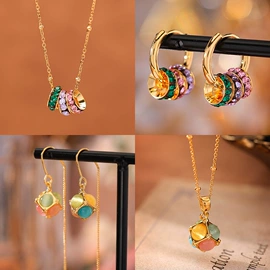 耳钉;项链;耳环