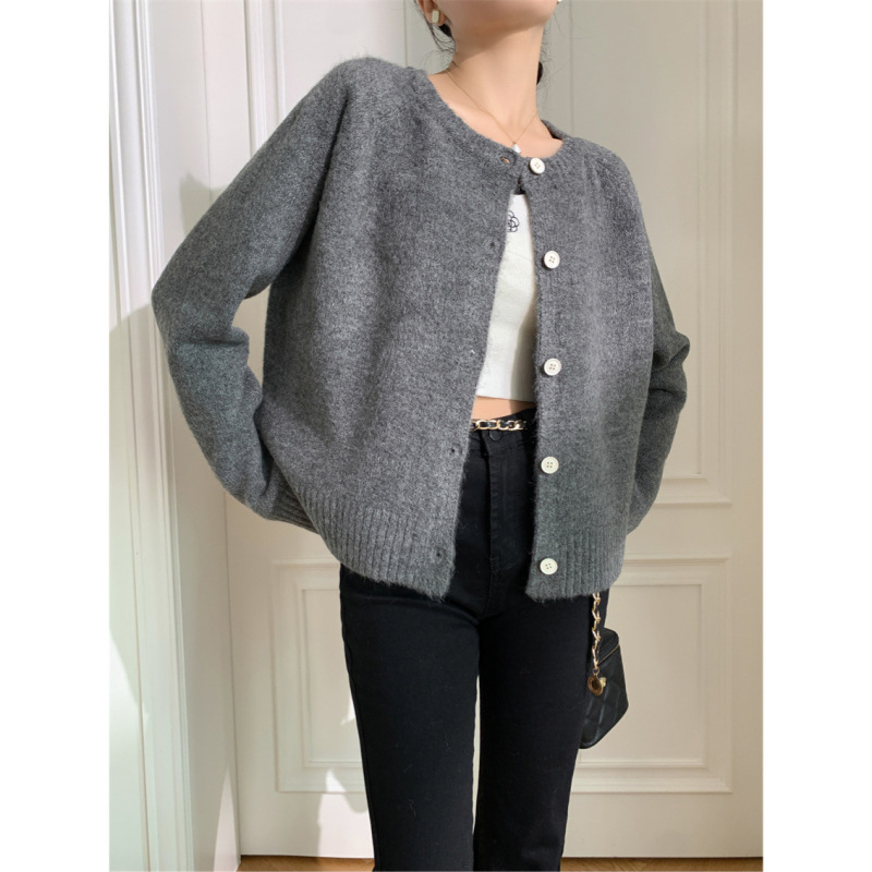 【Clearance Sale at a Loss, No Returns or Exchanges】Soft and Cozy Round Neck Loose Sweater, New Spring and Autumn Knitted Cardigan 【Clearance Sale at a Loss, No Returns or Exchanges】Soft and Cozy Round Neck Loose Sweater, New Spring and Autumn Knitted Cardigan