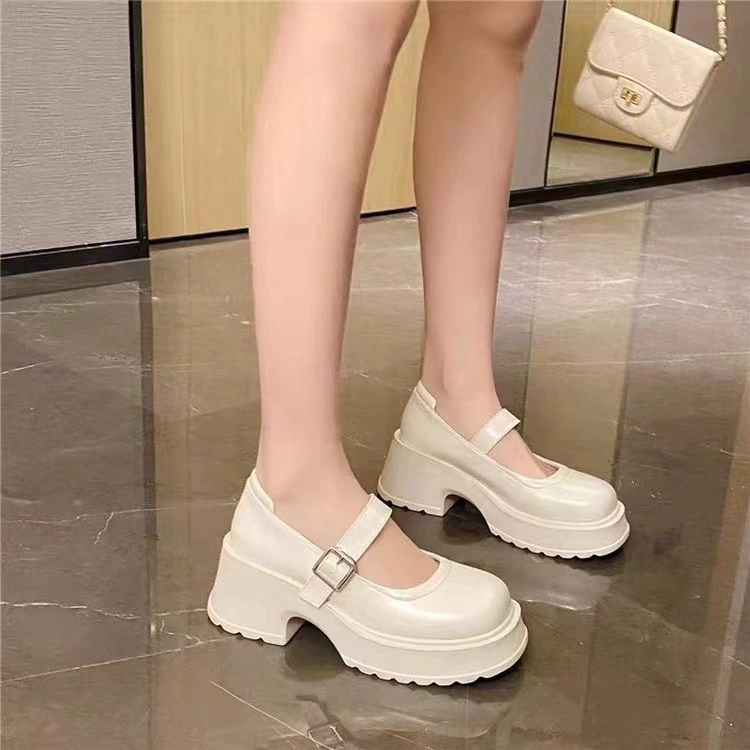 Мэри Джейн маленький ароматный ветер маленькие кожаные туфли женские 2024 летние новые белые толстые подошвы