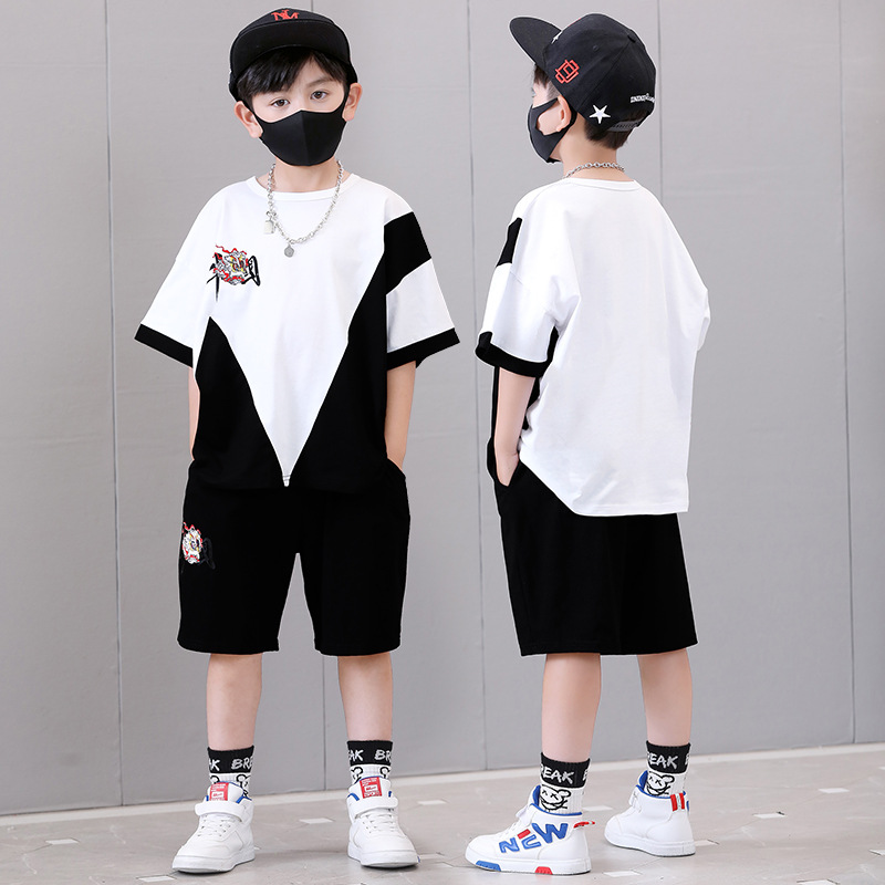 T-shirt a maniche corte 2023 Estate Nuovi pantaloncini per ragazzi medi e grandi per bambini Set casual in due pezzi_voghion.com