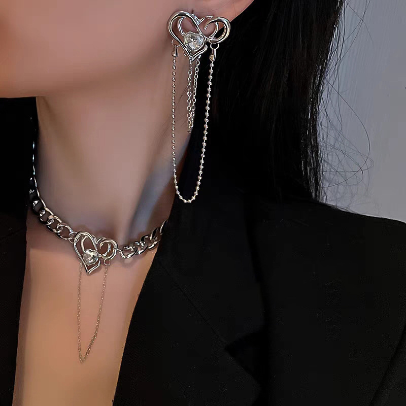 fashion simple tassel heart-shaped hollow titanium steel necklace