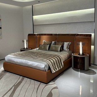 Bentley Solid Wood Bed Italian Accessible Luxury Master Bedroom Widescreen Soft Package Wedding Bed Mansion House Furniture Designer