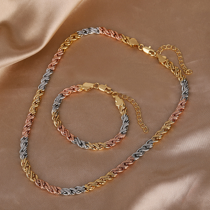 Zhuang Sheng joyería al por mayor ins estilo nicho diseño versátil collar galvanizado color oro tejido a mano traje de cadena