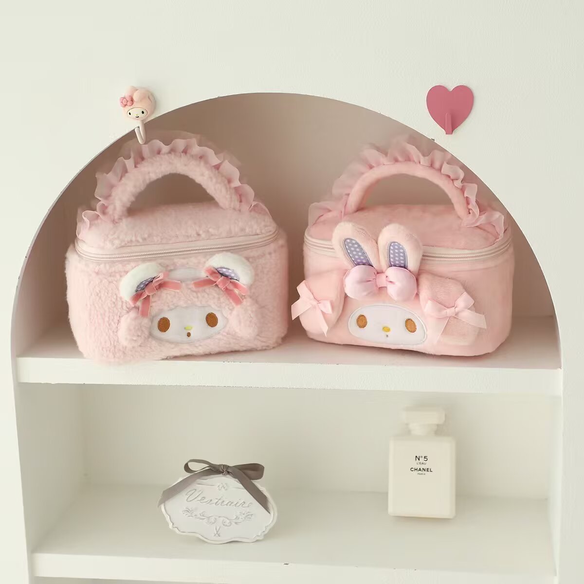 Cartoon handheld cosmetic bag for traveling