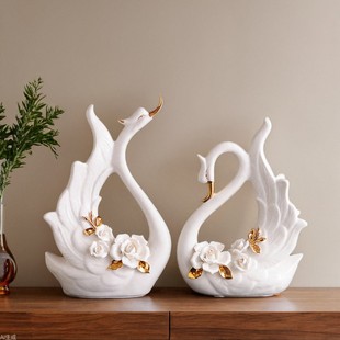 European-style Ceramic Swan Ornaments Modern Creative Home Living Room TV Cabinet Wine Cabinet Decorations Girlfriend Wedding Gift