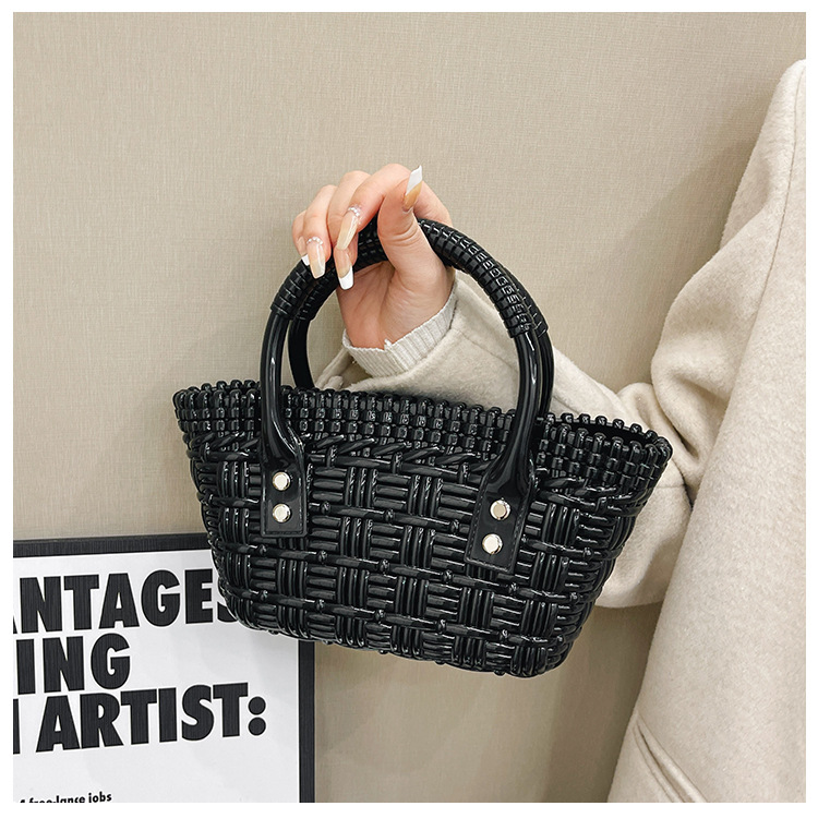 2025 New trendy and versatile crossbody mini vegetable basket jelly bag, fashionable hand-held woven bag, mini tote women's bag undefined