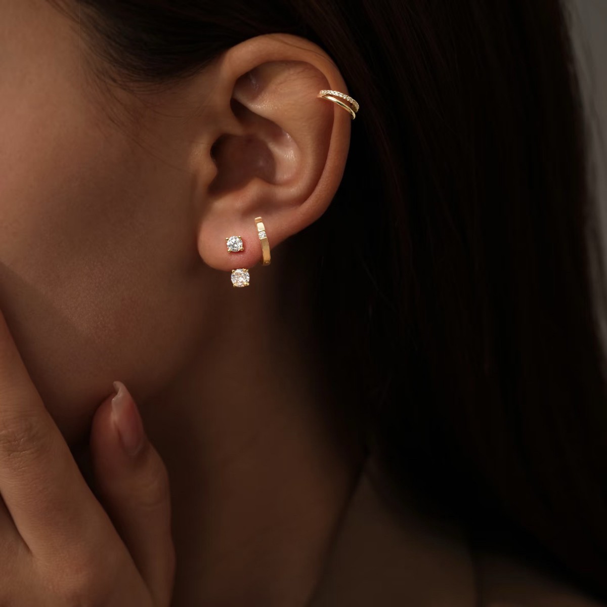 Cubic Zirconia And Pearl Stud Earrings For Everyday Wear_voghion.com