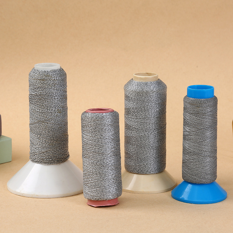 厂家直销涤纶丝高亮反光线 反光车缝针织线 不易断柔软反光材料