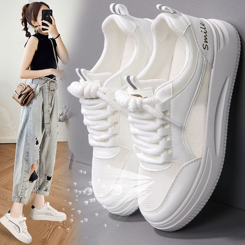 Zapatos de malla antideslizante para mujeres 2025, nuevos zapatos casuales de verano ligeros con suela suave, zapatos blancos coreanos para mujeres