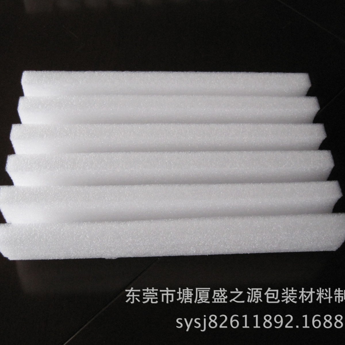 工厂定 制 珍珠棉包装 加工 环保塑料包装制品