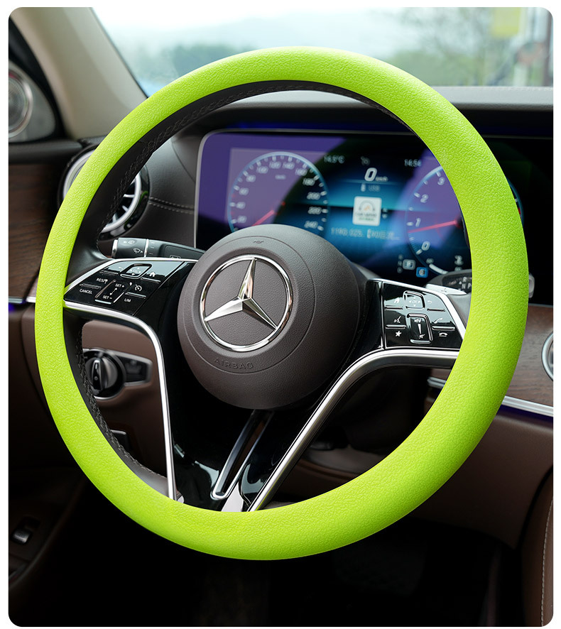 New Thickened Steering Wheel Cover Silicone Sun-proof Anti-scald Universal Car D-shaped Round Handpiece Cover Wear-resistant for Men and Women