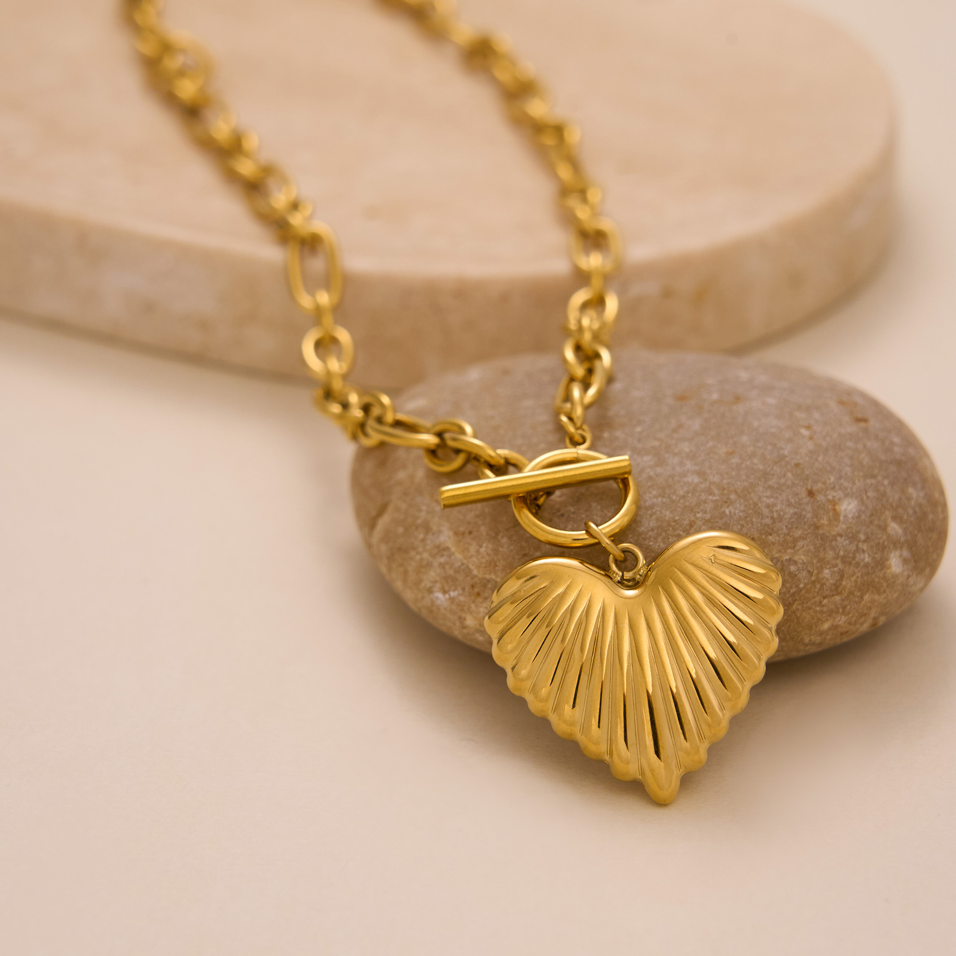 Holiday, Daily Occasion Titanium Steel Material Wholesale Jewelry Elegant Lady Streetwear Heart Shape Titanium Steel 18K Gold Plated Plating Pendant Necklace