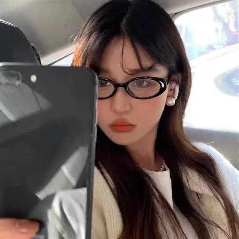 Nuevo retro elíptico pequeño marco anti-luz azul gafas de lector de moda de mujeres bordes gruesos de alta calidad que muestran la cara pequeña gafas de lector HD