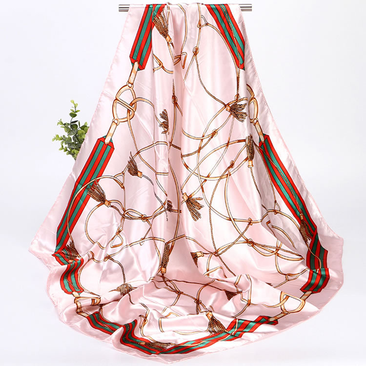 Foulard in seta da donna chic quadrato per capelli e collo_voghion.com