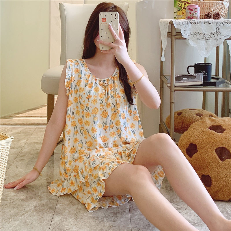 노란색 바탕에 노란색 꽃